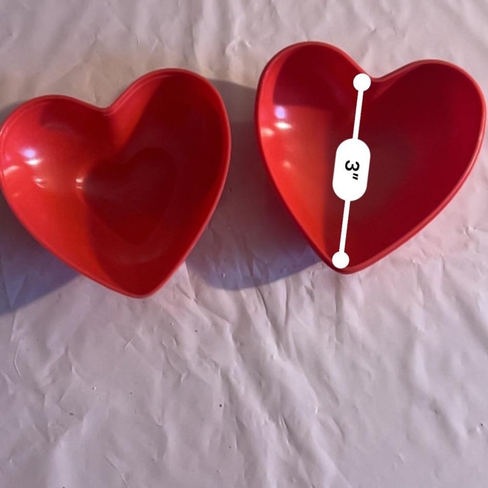Heart Shape Container - Picture 2 of 2